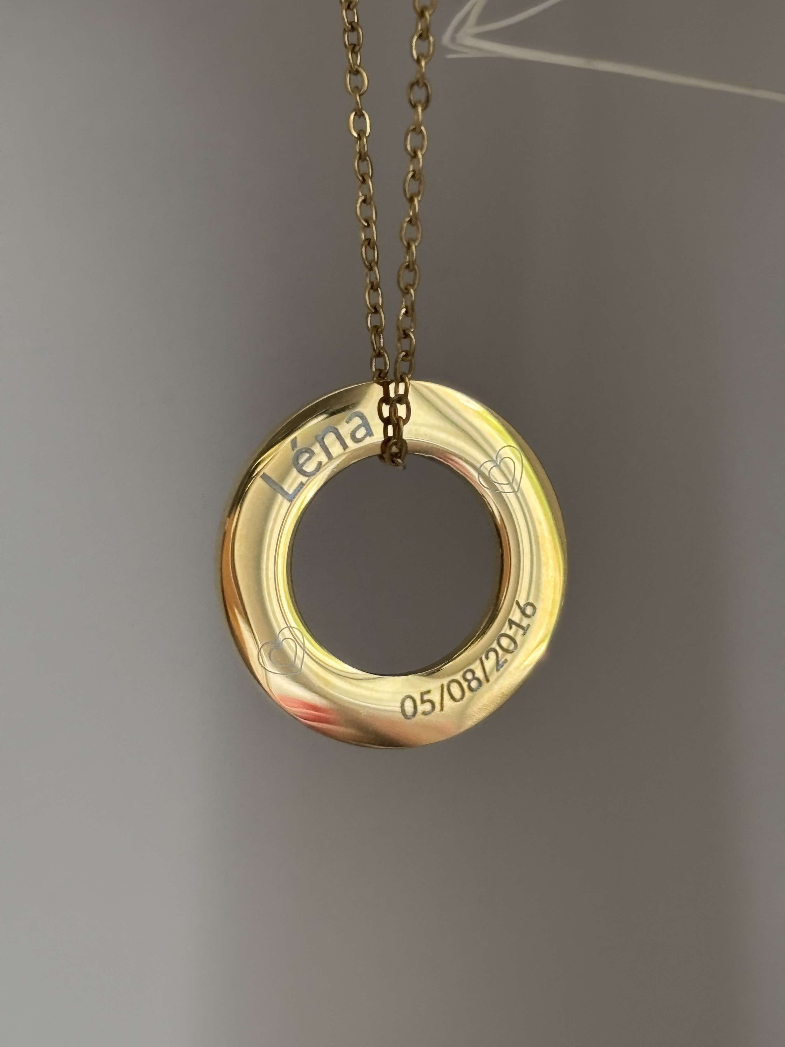 Collier gravure