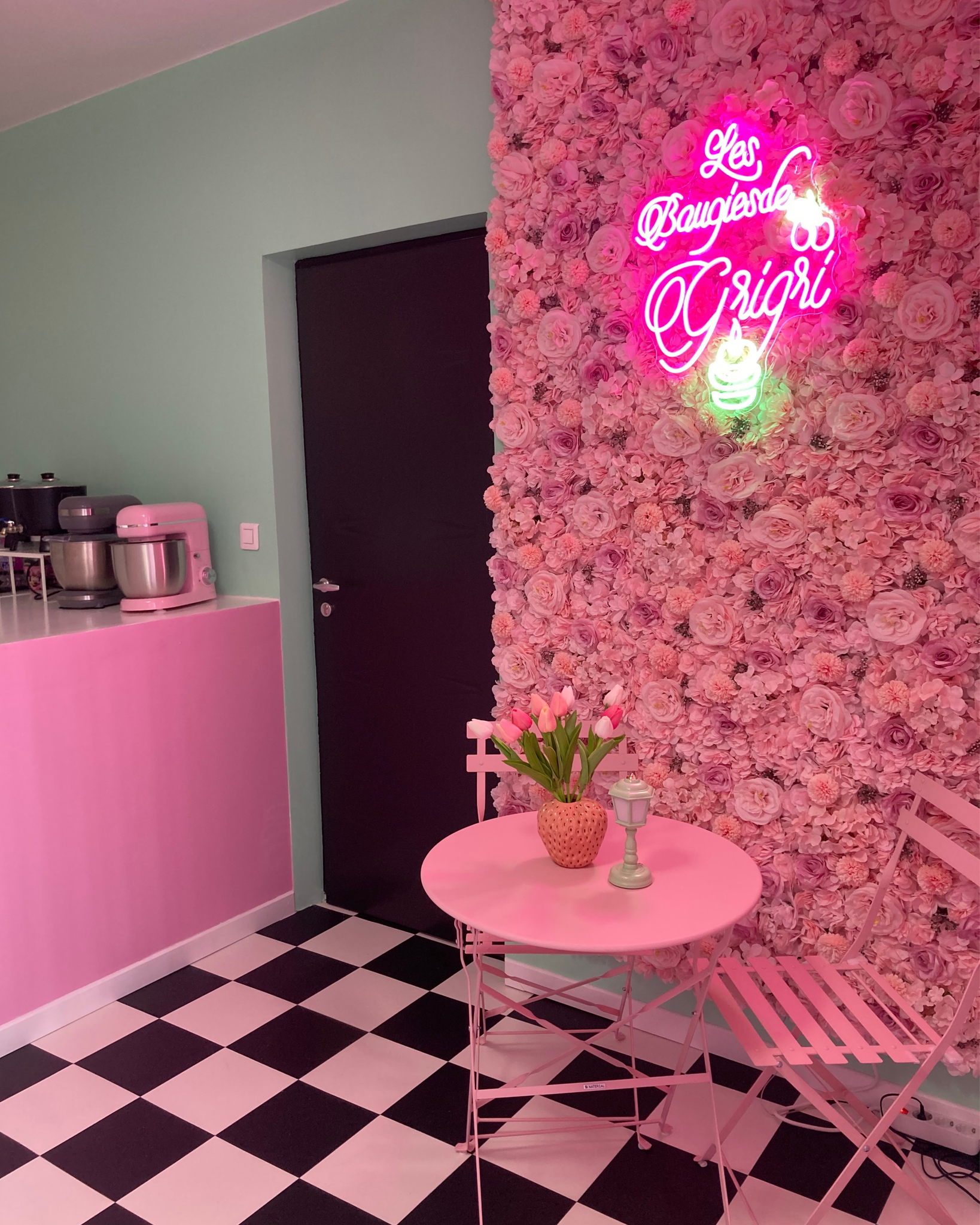 espace détente et photo des bougies artisanales