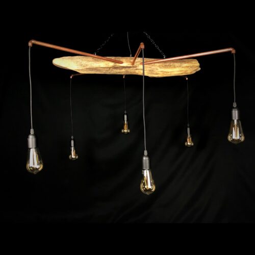 Lustre bois flotté et cuivre.