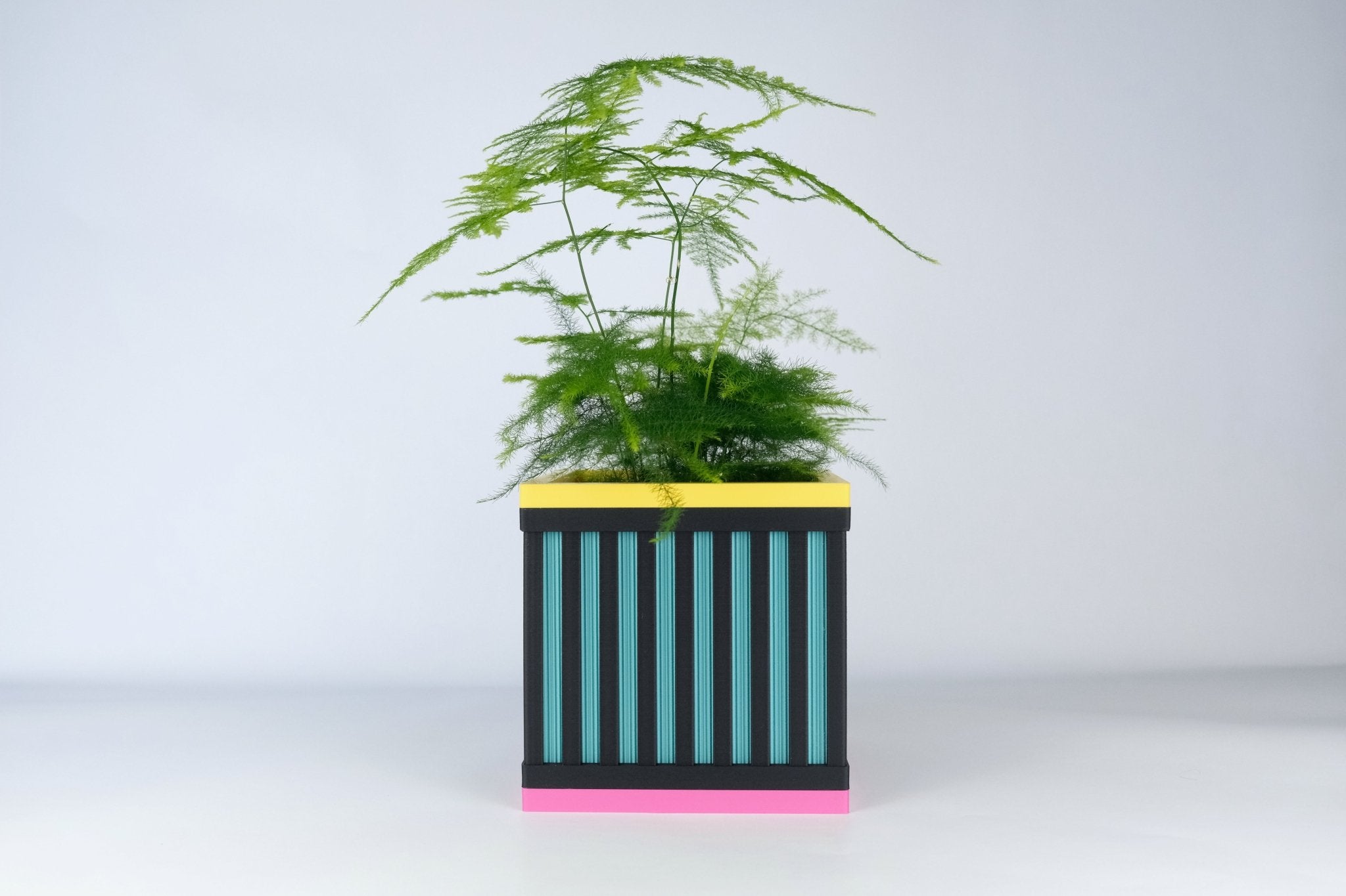 Le Cube N°1 - Cache-pot ⌀12 cm - Noir - Les Arcadiens